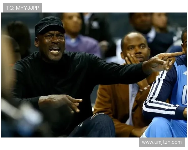 克林顿亲贺！新秀票王碾压乔丹，脚踝骨折断送传奇生涯(2)