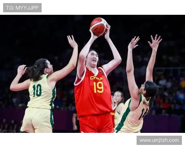 宫鲁鸣训张子宇:传球太低!高举高打战术亟待调整 宫鲁鸣训张子宇:传球太低!高举高打战术亟待调整